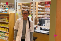 米凯拉药房技术员格拉迪奥 